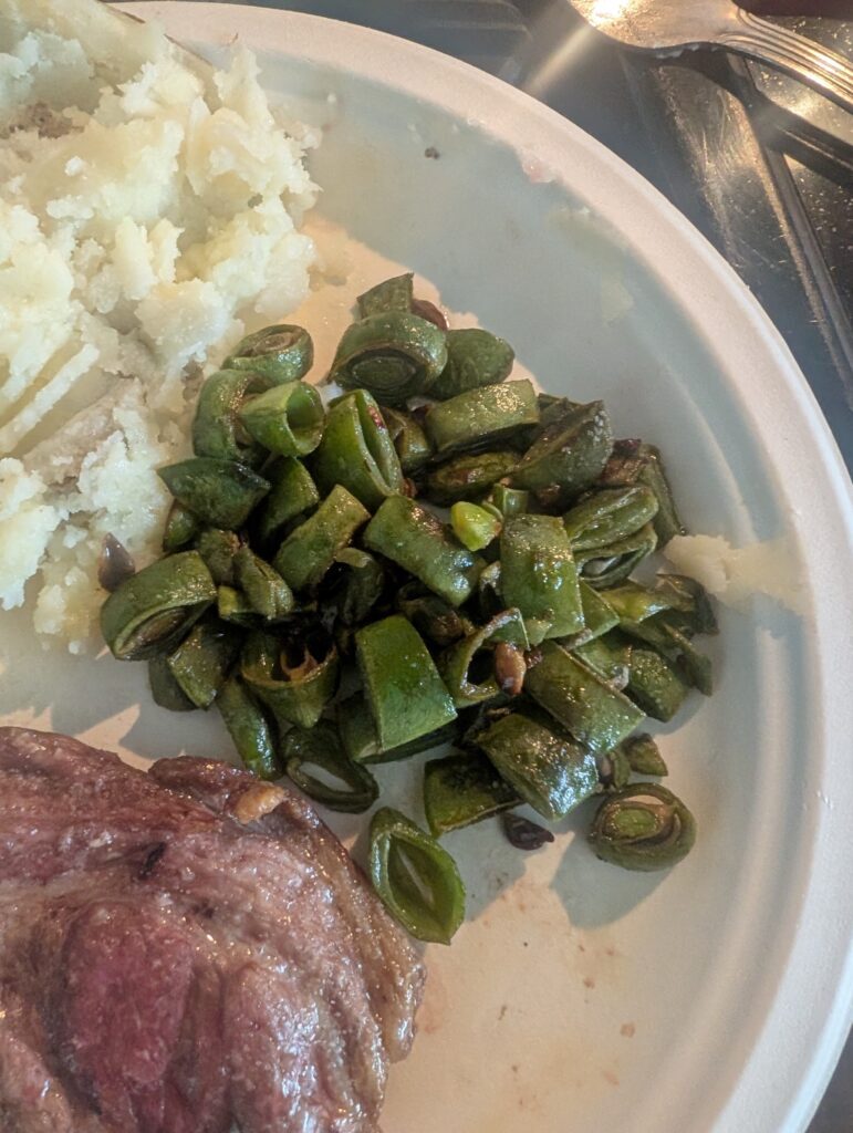 Runner beans sauteed in butter were very good, so they got a good review for harvest quality. I only wish there were more, so they did not get a good review for harvest yield.